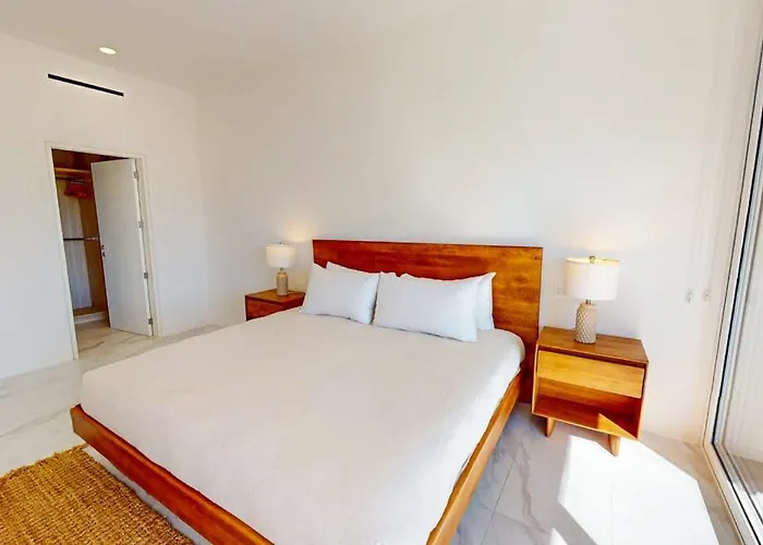 Spacious With Private Washer/dryer, Views, And Shared Pool Сasa de vacaciones Cabo San Lucas