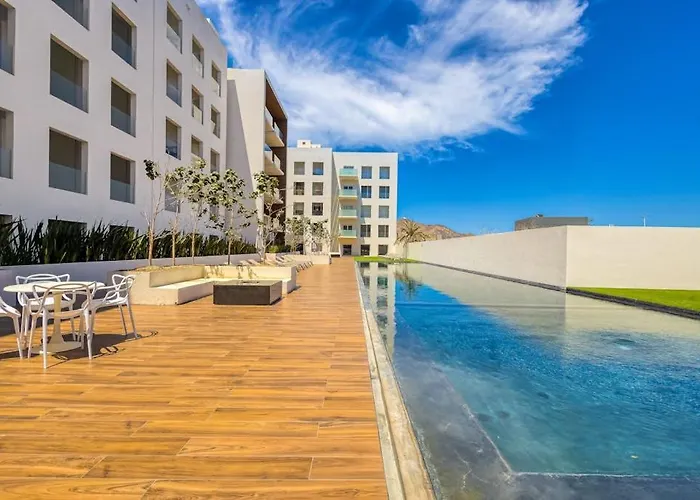 Spacious With Private Washer/dryer, Views, And Shared Pool Сasa de vacaciones Cabo San Lucas